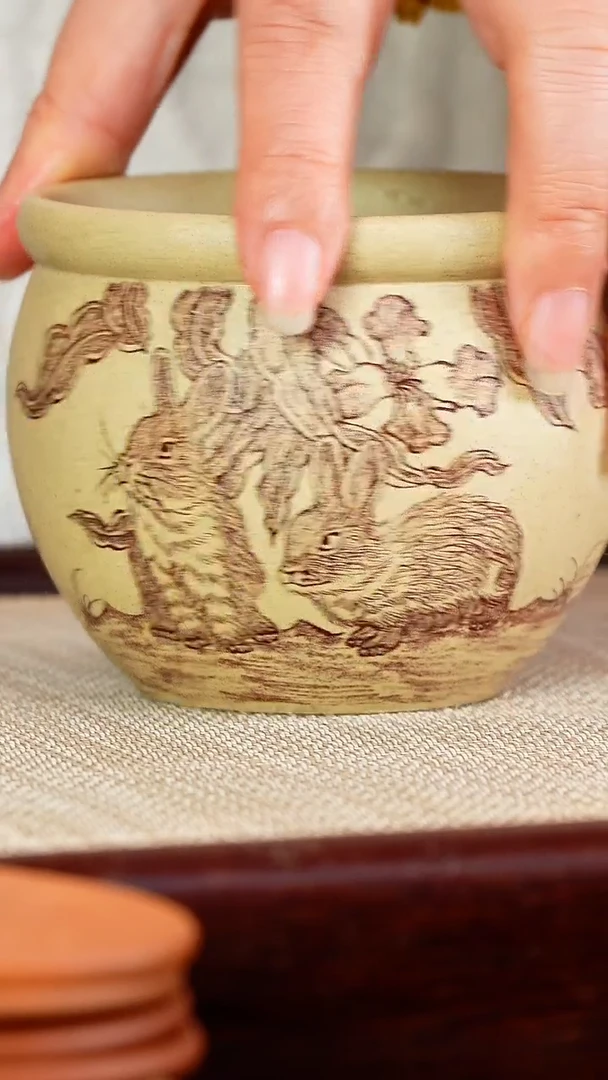 【闪购商品】紫砂茶杯紫砂主人杯玉兔呈祥