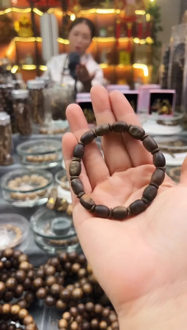 沉香手串棋楠金沙叶留疤单圈
