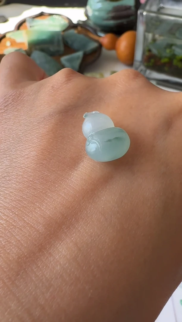 【闪购商品】定制翡翠未镶嵌葫芦