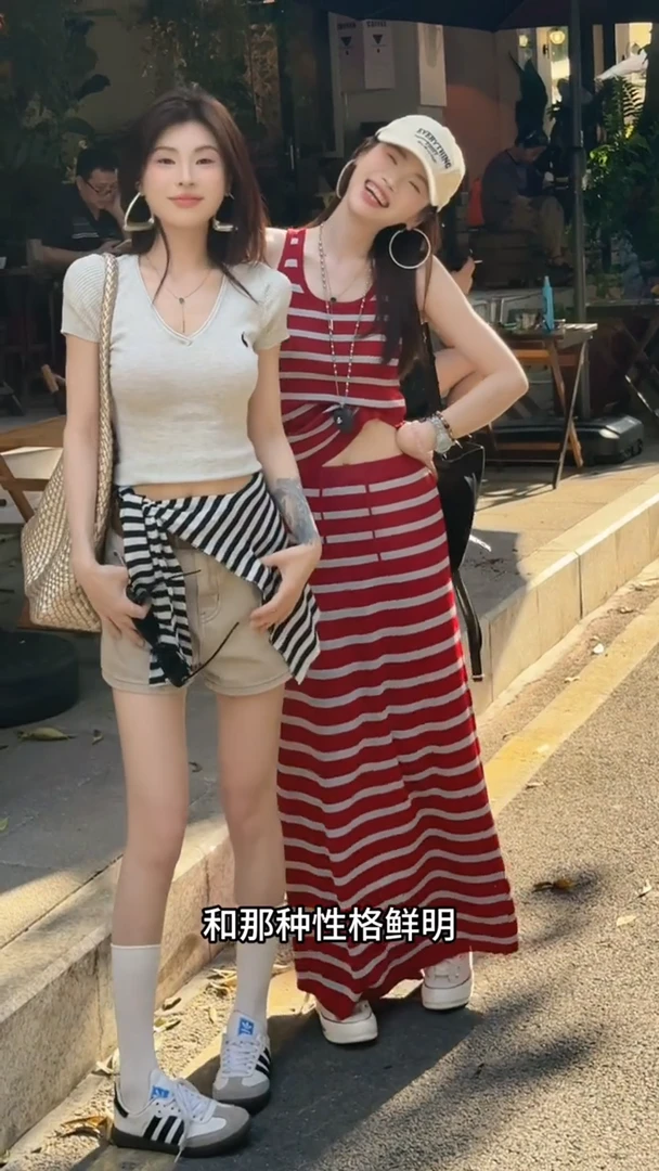 灰色V领短袖T恤女夏季薄款修身显瘦小个子百搭披肩上衣休闲短裤