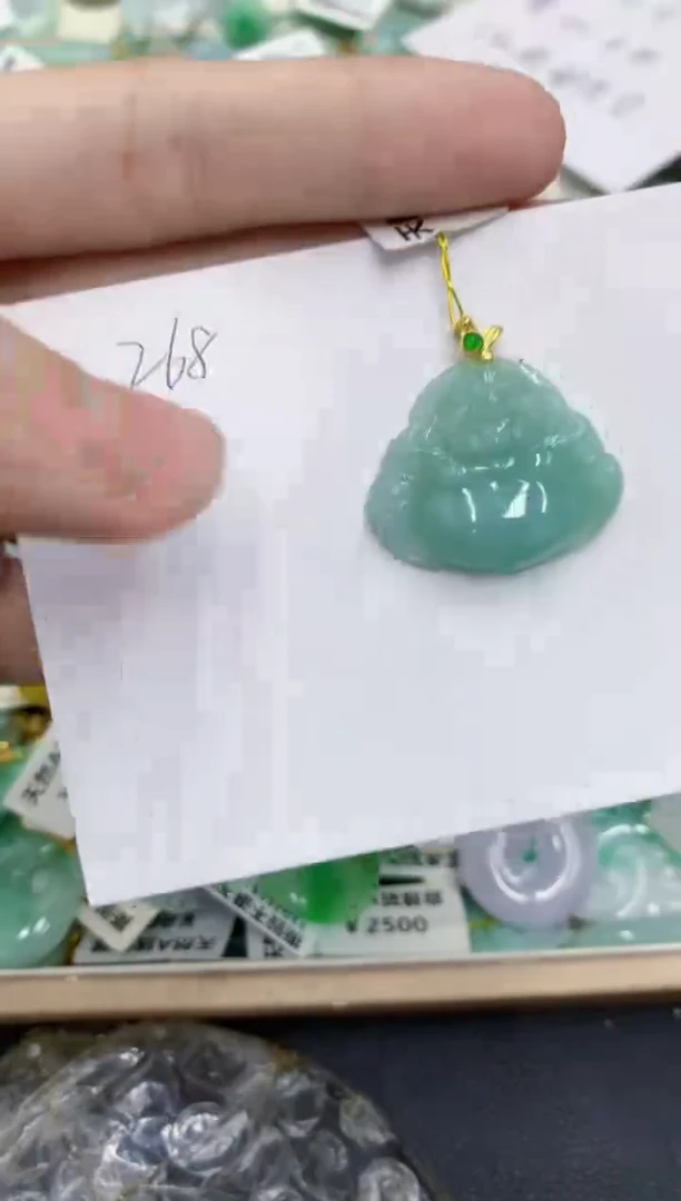 颈饰未镶嵌翡翠 翡翠