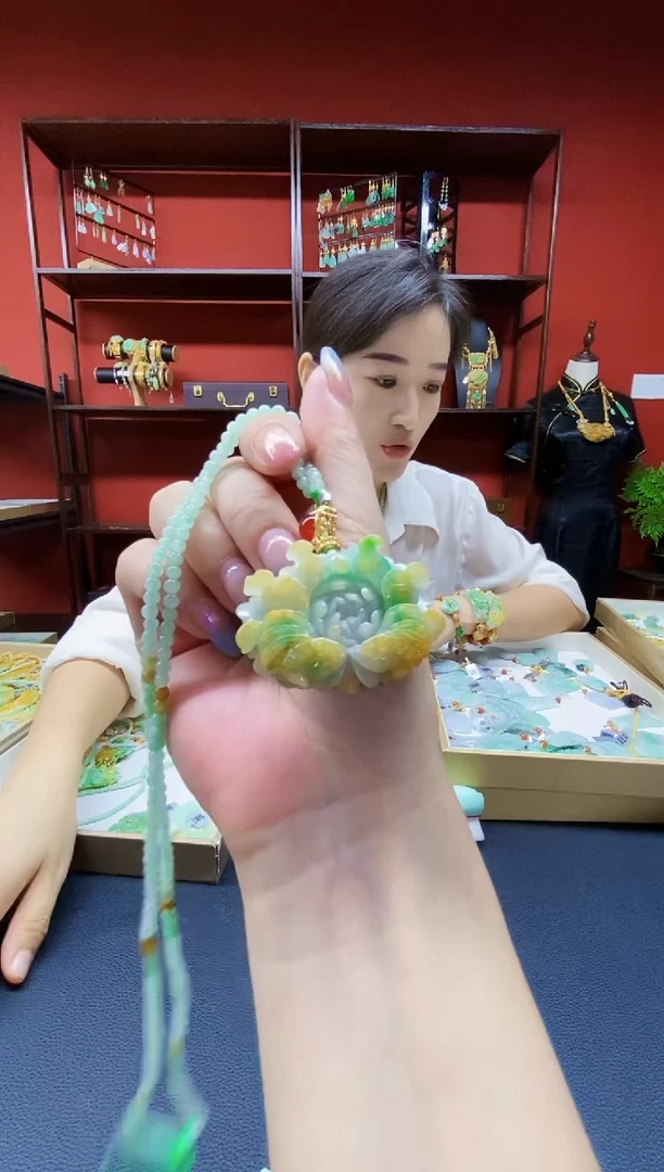 颈饰未镶嵌翡翠翡翠吊坠
