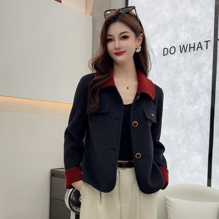 2025秋冬新款撞色娃娃领小香风正肩显瘦气质短款大衣女外套936#3