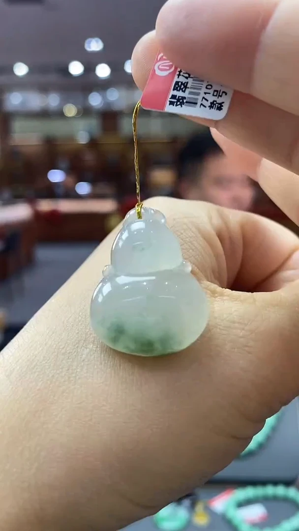 颈饰未镶嵌翡翠葫芦 32号