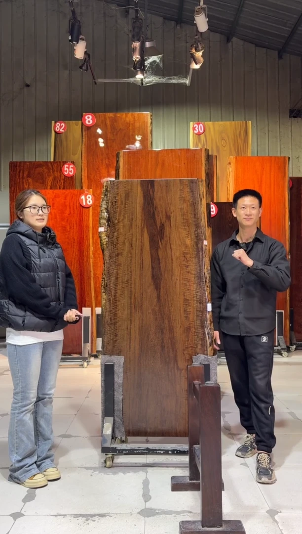 木刚果花大板尺寸：160*64*69*4.5