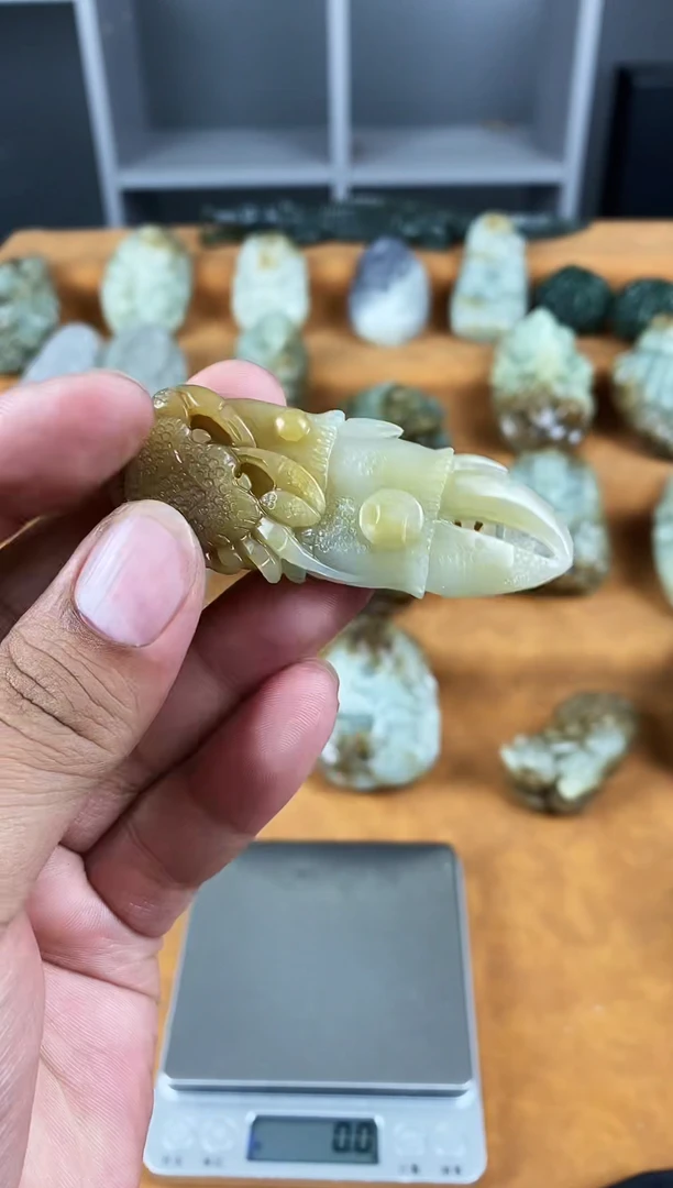 未镶嵌和田玉挂件1