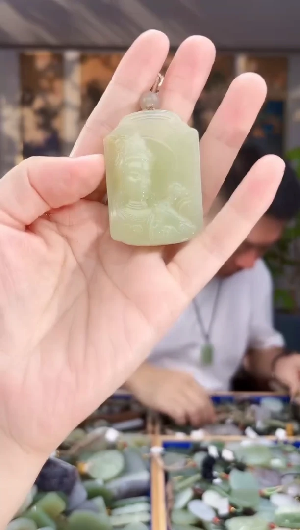 和田玉未镶嵌挂件拍一发一