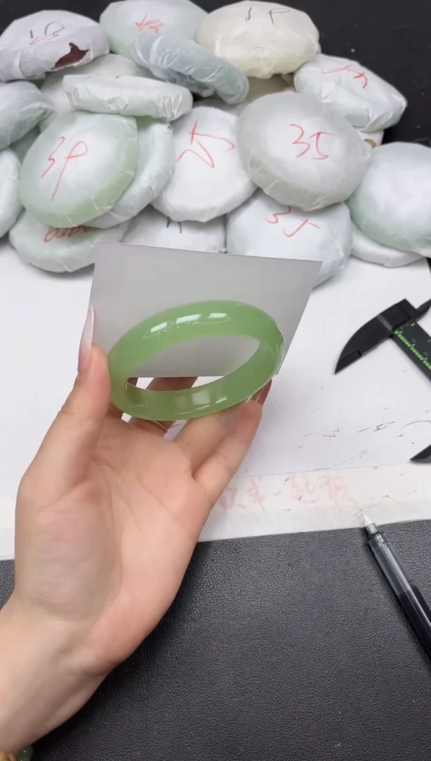 东凌女款手镯A323/59.3