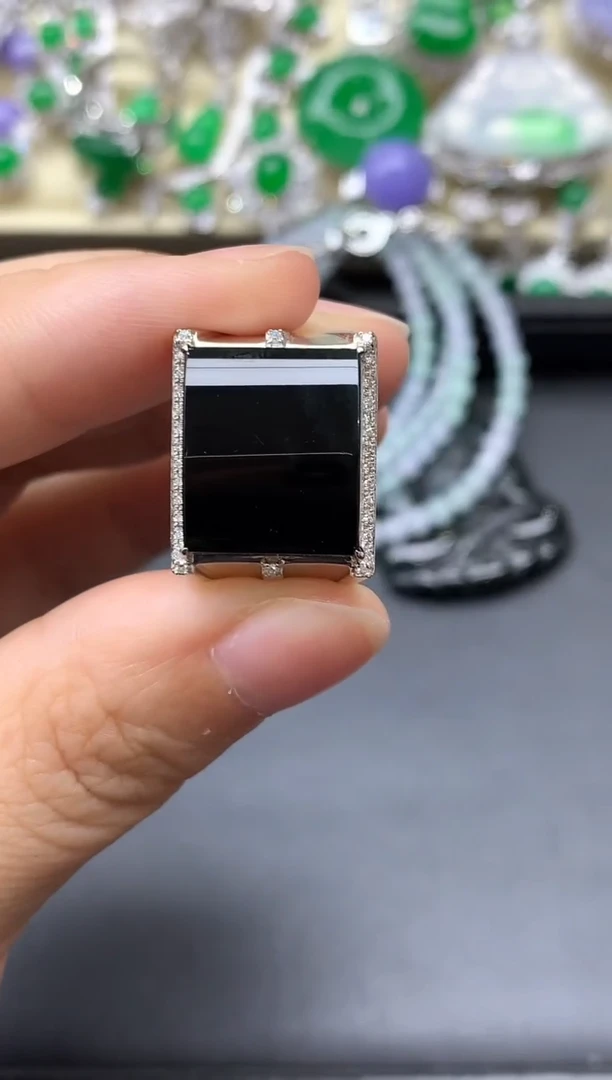 18K金镶嵌戒指翡翠554-中国好珍宝