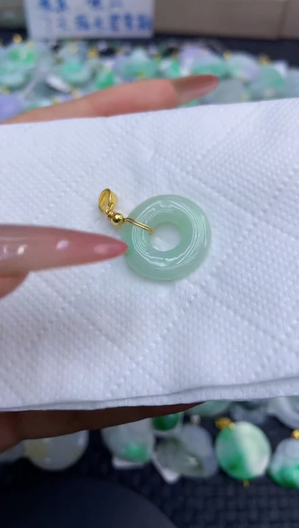 颈饰未镶嵌翡翠天然缅甸A货翡翠