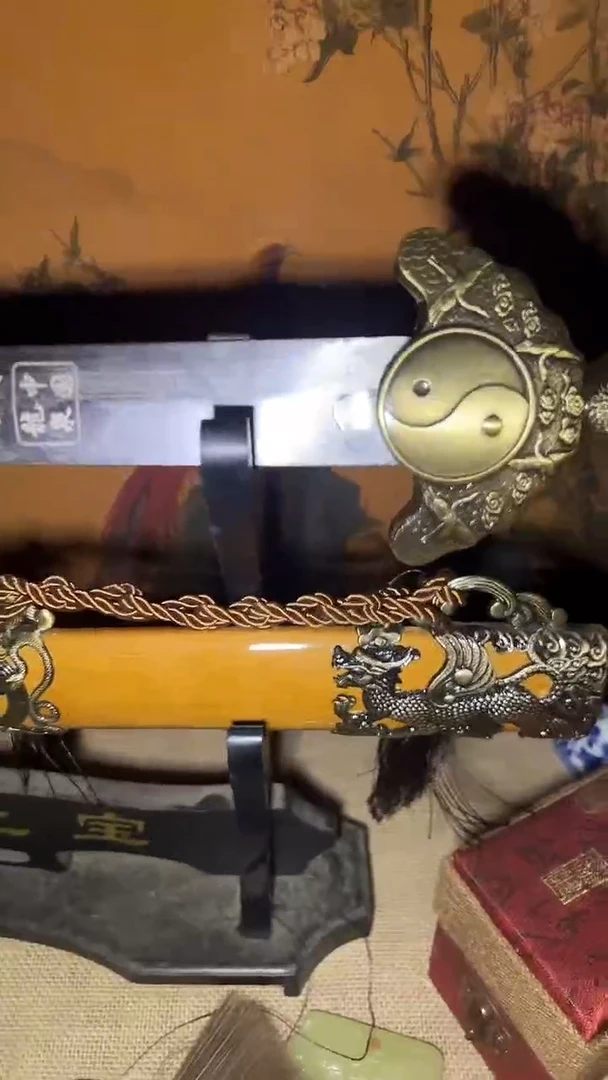 金属高端创意福利摆件