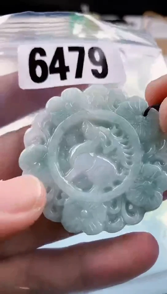 【闪购商品】翡翠挂件未镶嵌天然翡翠吊坠挂件