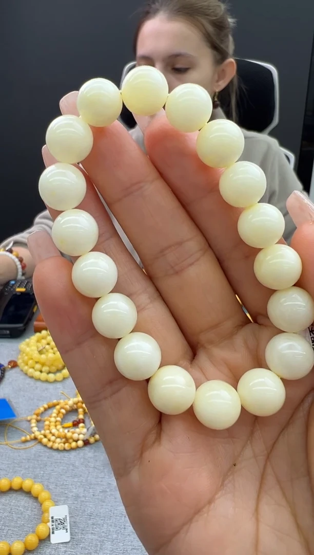 【闪购商品】琥珀手链未镶嵌715秒拍号