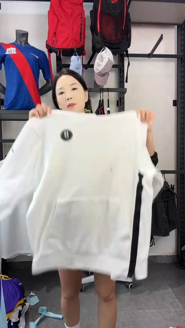 171编码 瑕疵款直播间过款为准 尺码M