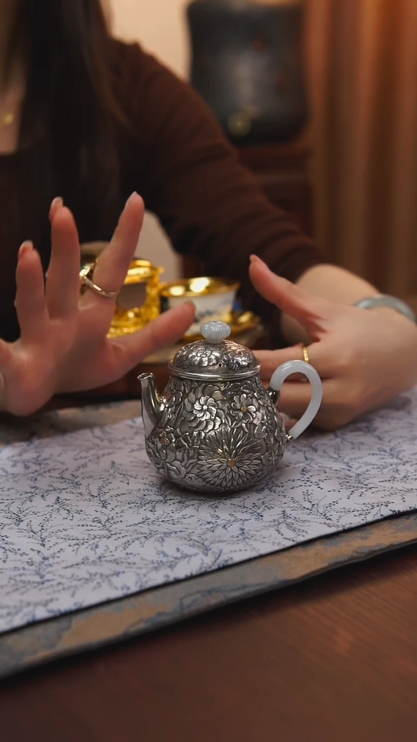 古悦足银999泡茶壶