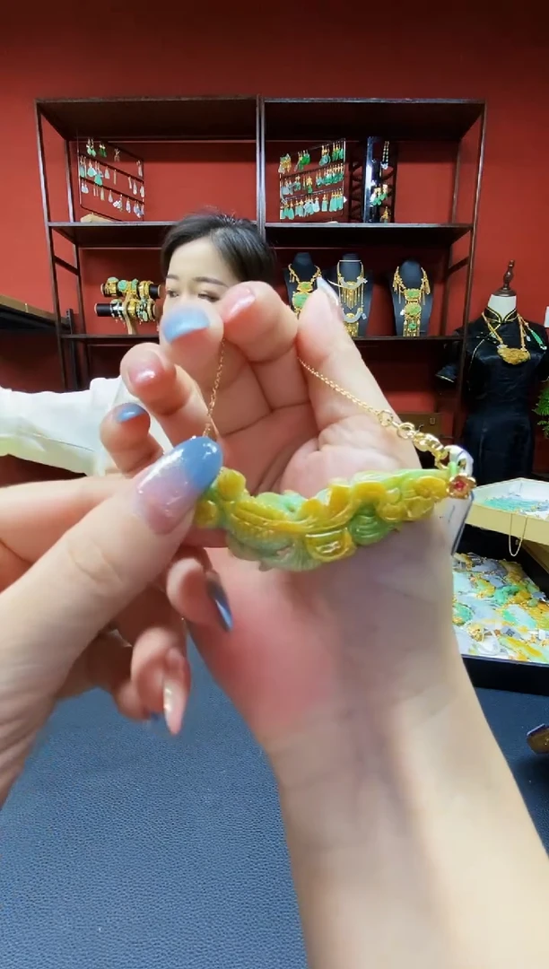 颈饰未镶嵌翡翠翡翠吊坠