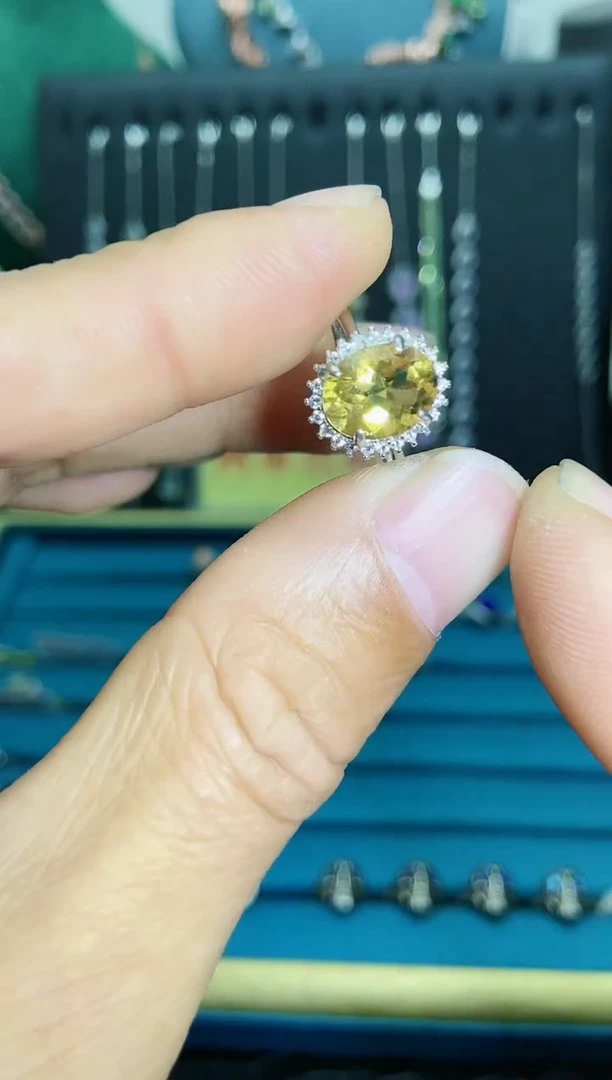 【闪购商品】黄晶戒指银S925镶嵌1121