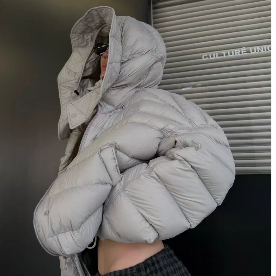 XYSF极简    云朵软超温暖大连帽设计秋冬宽松短款羽绒服