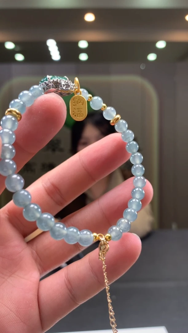 颈饰未镶嵌翡翠          *167