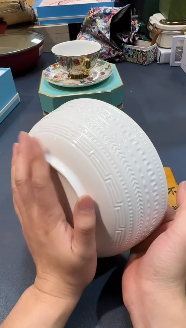 【闪购商品】瓷片A635全场正品，京东包邮