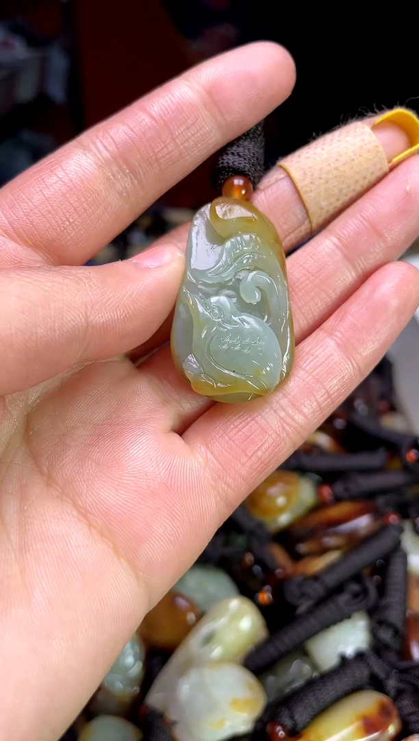 【闪购商品】和田玉颈饰未镶嵌1