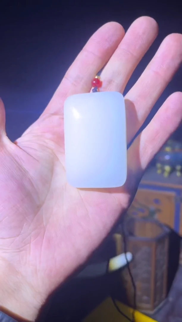 【闪购商品】和田玉吊坠(赠链)未镶嵌16旭旭旭旭旭旭旭旭