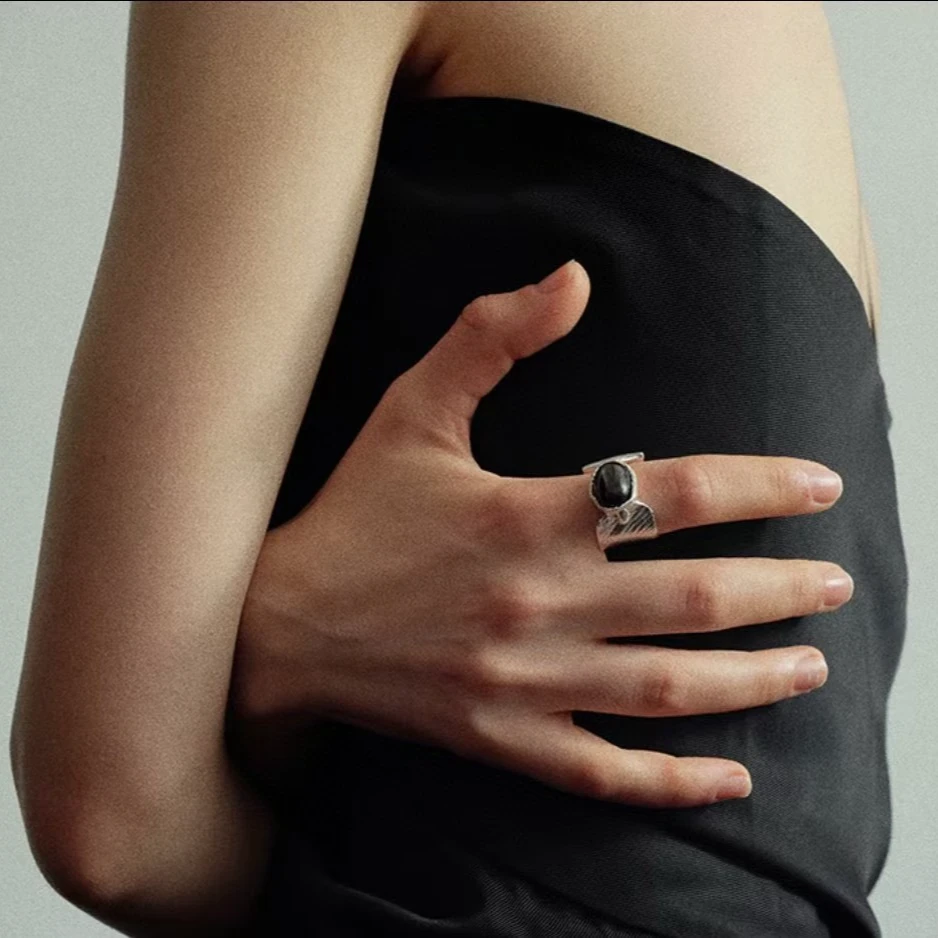 非金属珐琅项链 饰品银辉耀石宫廷黑色时尚欧美简约指环可调节