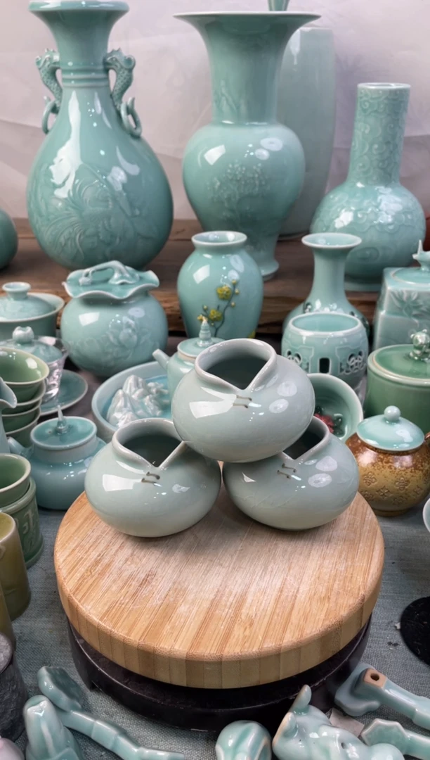 【闪购商品】特价福利 微瑕 慧仙青瓷