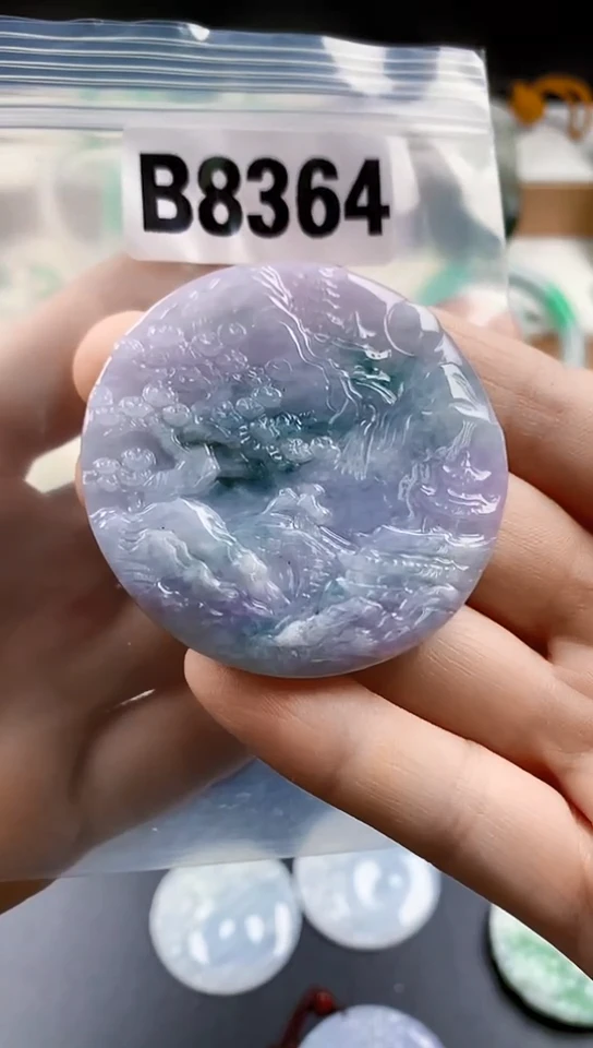 颈饰未镶嵌翡翠天然翡翠吊坠挂件