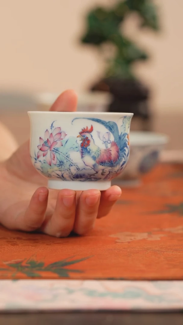 望玉斗彩四季吉祥