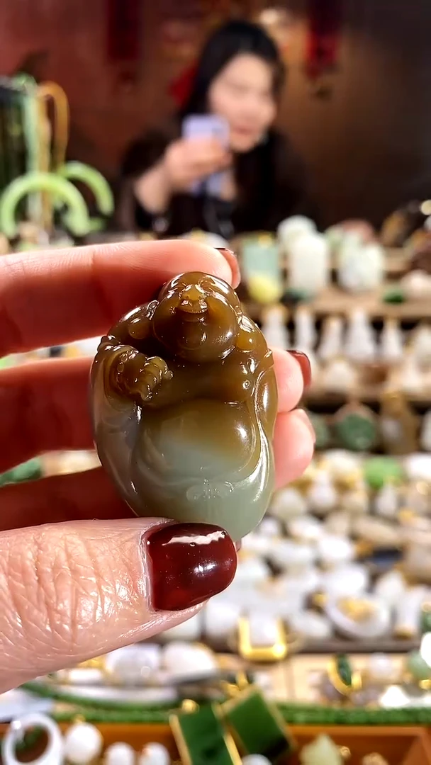 【闪购商品】和田玉吊坠未镶嵌。