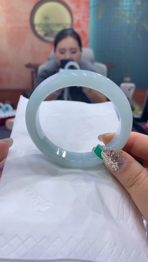 未镶嵌手镯翡翠多人00010428