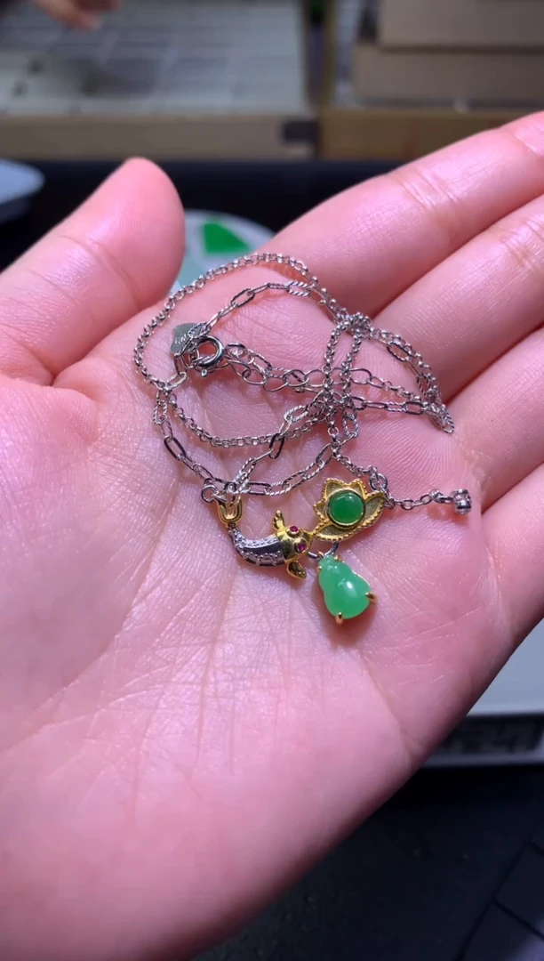 翡翠银S925镶嵌颈饰净货