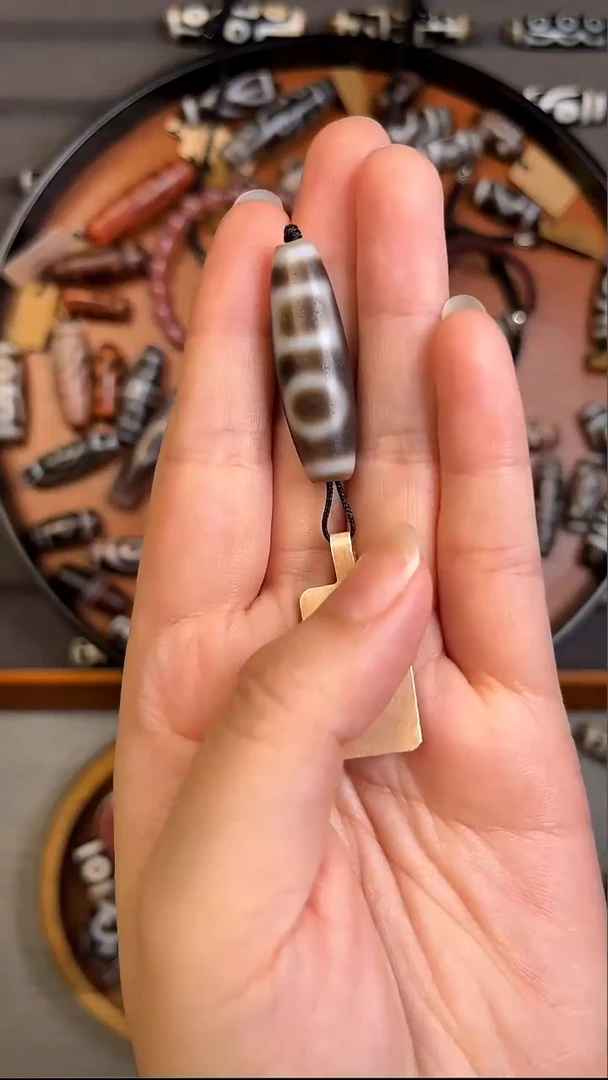 未镶嵌玛瑙/玉髓珠宝半成品敬**由老卢双天地