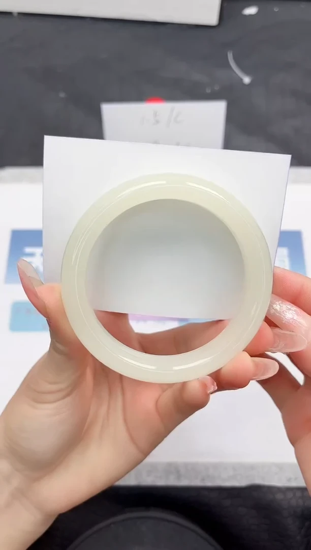 【闪购商品】石英质玉手镯未镶嵌H26-56.6