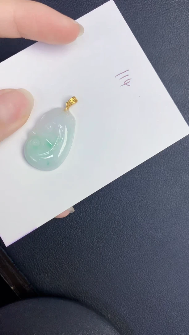 颈饰未镶嵌翡翠缅甸天然翡翠A货