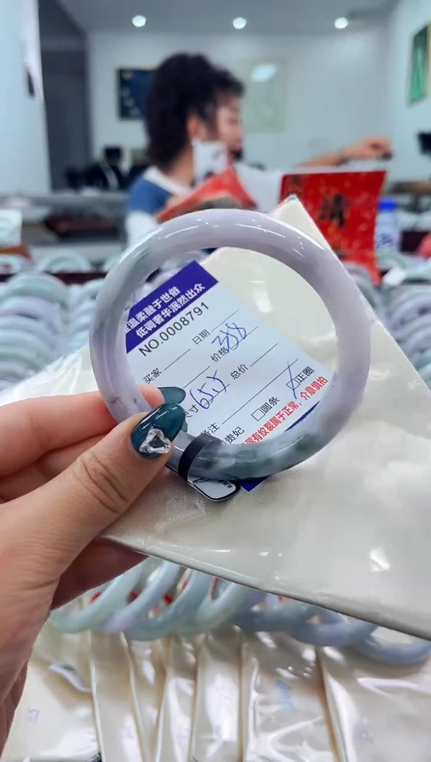 翡翠手镯未镶嵌天然缅甸A货翡翠