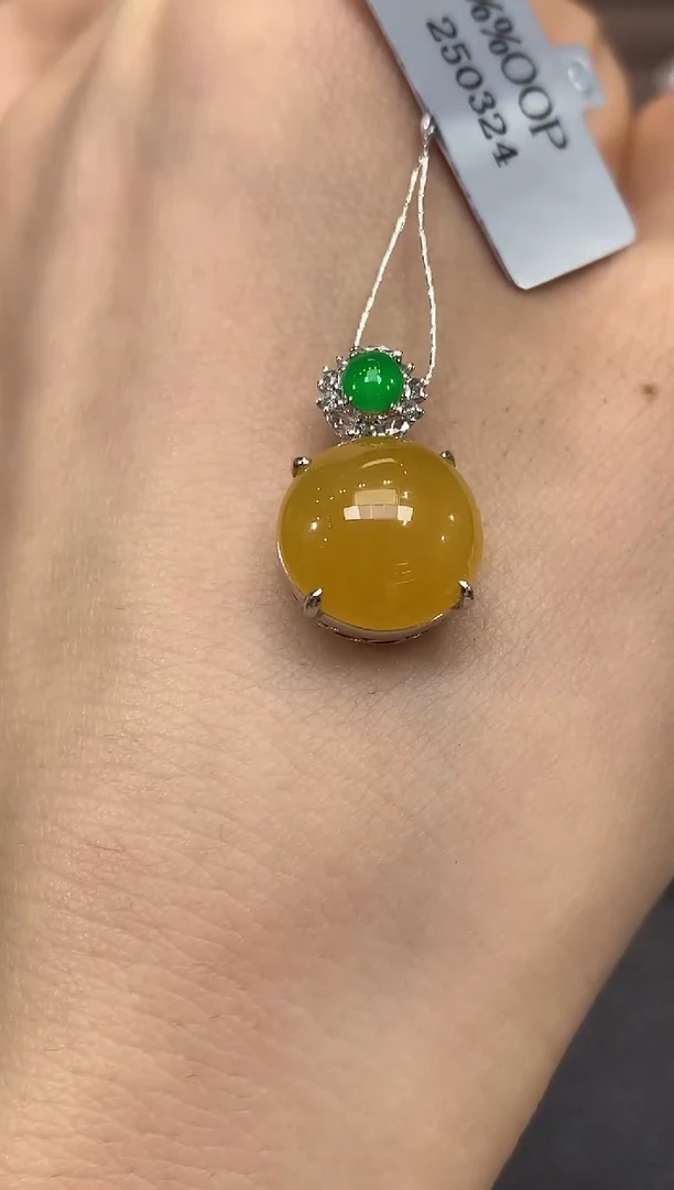 吊坠(不含链)18K金镶嵌翡翠b17