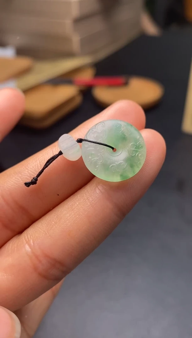 定制翡翠未镶嵌翡翠毛货发货发一个