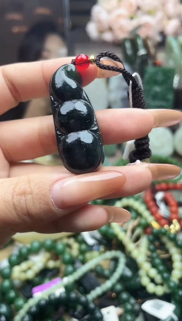 颈饰未镶嵌和田玉未镶嵌和田玉吊坠多样性拍一发一