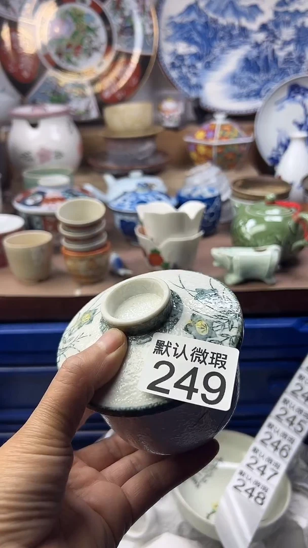 陶瓷禾**鹿顺鑫工艺品店闪购