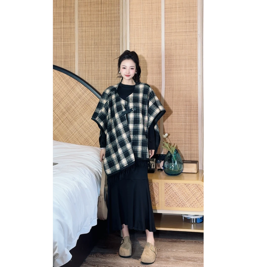 辰熙   法式复古格子披肩斗篷连衣裙两件套2920