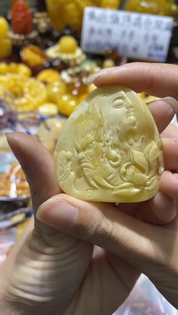 未镶嵌蜜蜡裸石（静）一念之间