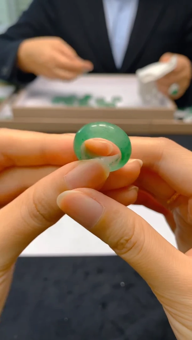 【闪购商品】石英质玉戒指未镶嵌冰美人非洲翠139