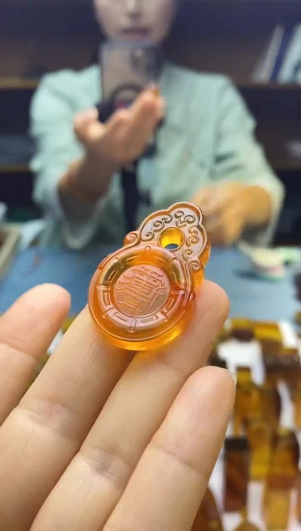 琥珀颈饰未镶嵌SN81-14（紫薇讳）