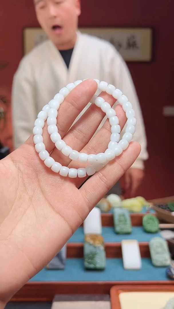 吊坠(不含链)未镶嵌和田玉19拍一发一