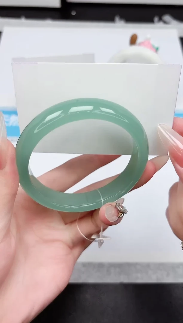 石英质玉手镯未镶嵌198-62