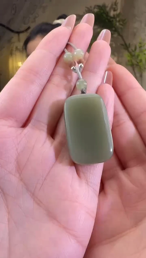 【闪购商品】和田玉颈饰未镶嵌无事牌