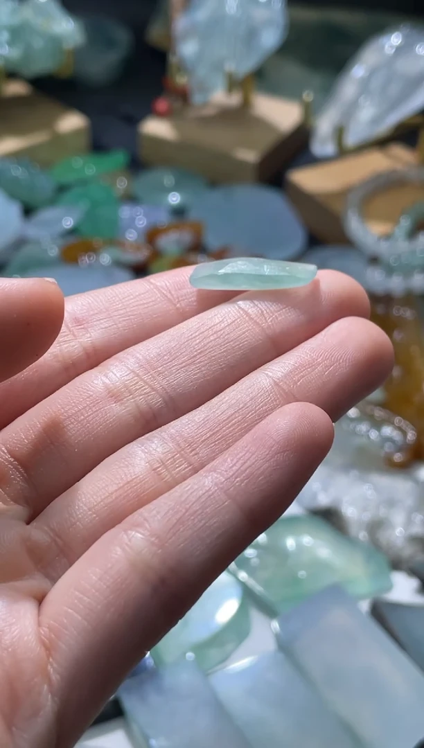 未镶嵌定制翡翠定制材料