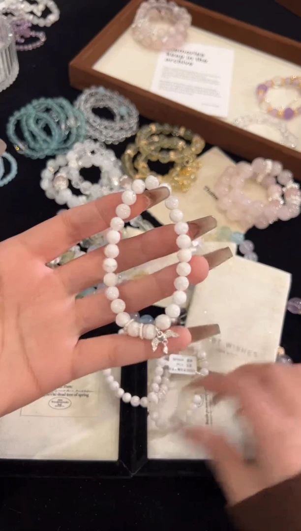 【闪购商品】水晶手链银S925镶嵌雪花幽灵手链x748